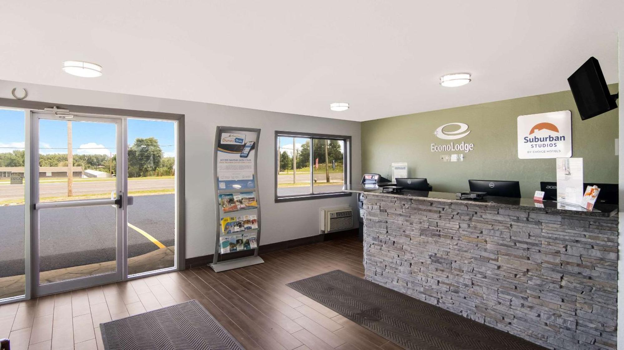 Econo Lodge Portage Kültér fotó